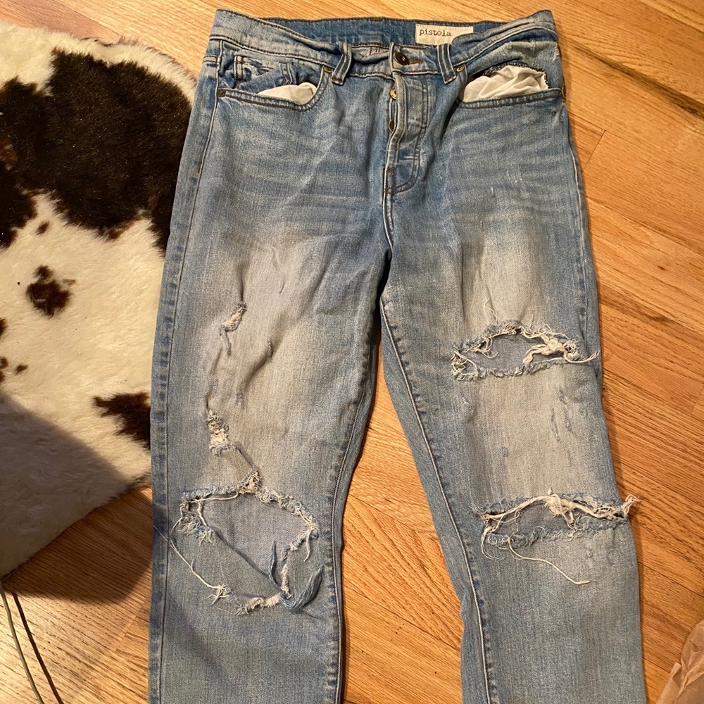 Ripped light blue jeans!!